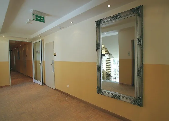 Hotell Atlas Sport 3*